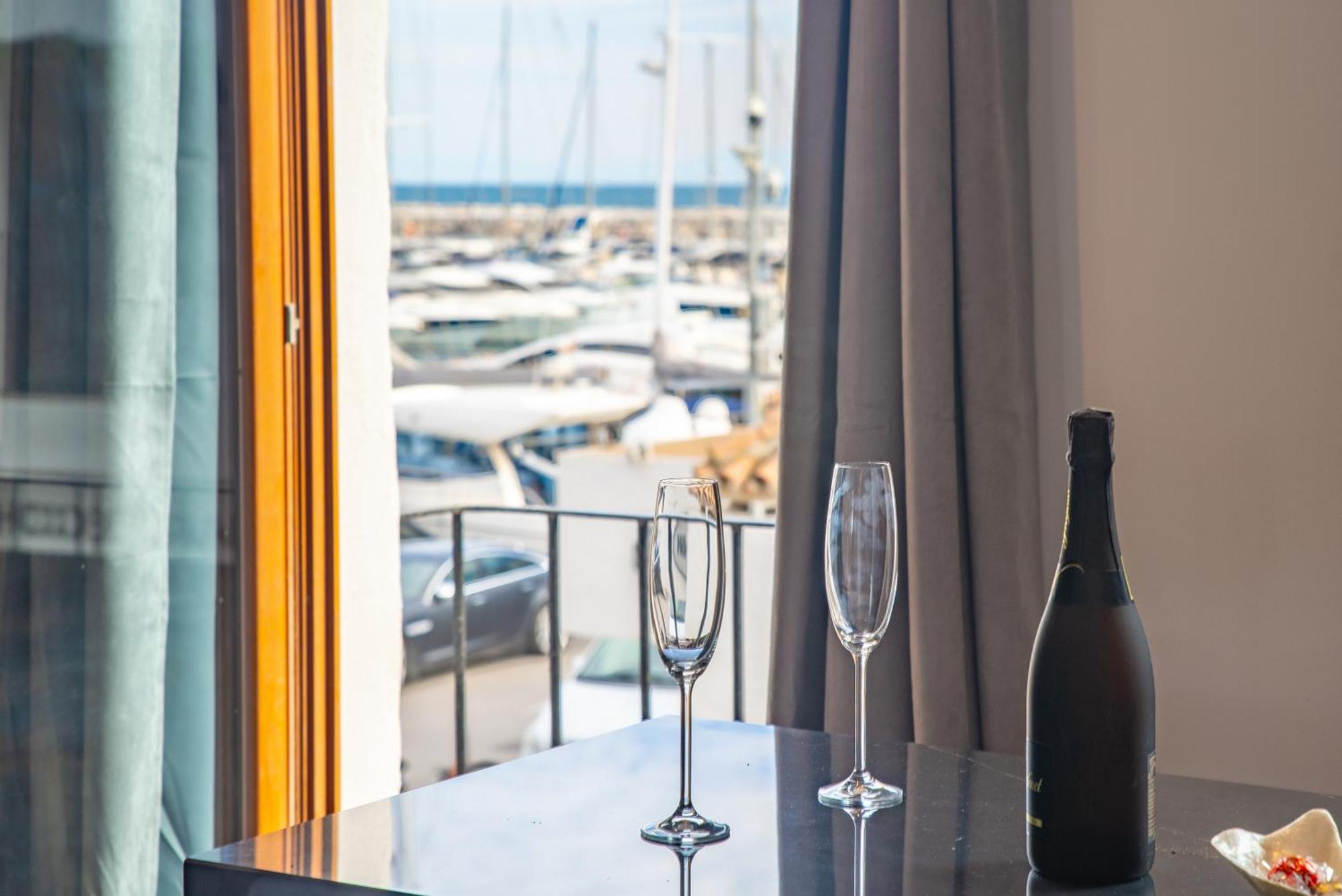 Ct 302 - Faro's Puerto Banus Boutique * Marbella