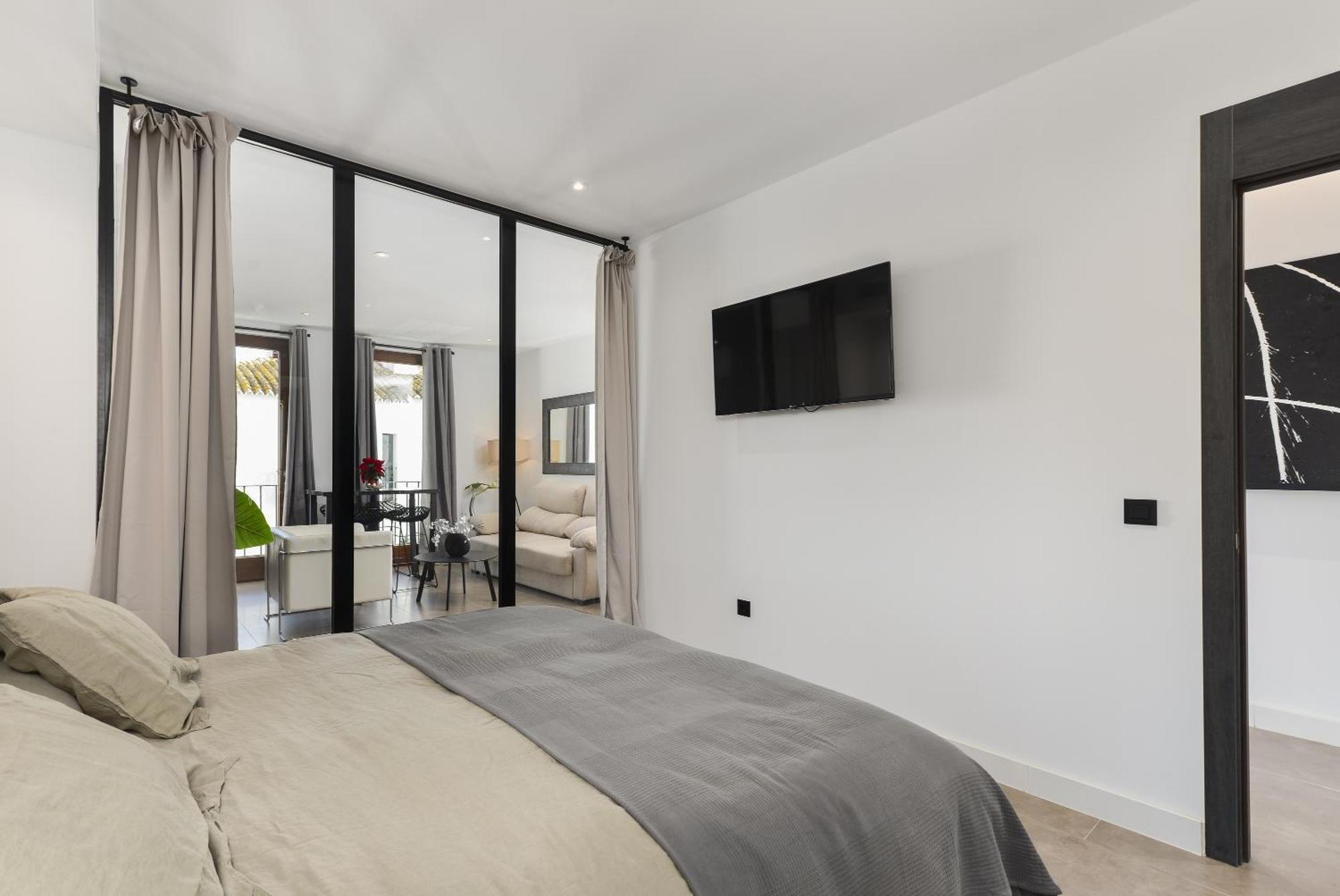 Ct 302 - Faro's Puerto Banus Boutique Marbella